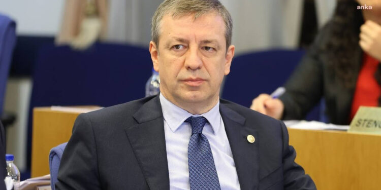 CHP'li Türeli'den Asgari Ücret Çıkışı: Bu Ücretlerle mi Dünyayla Rekabet Edeceğiz?