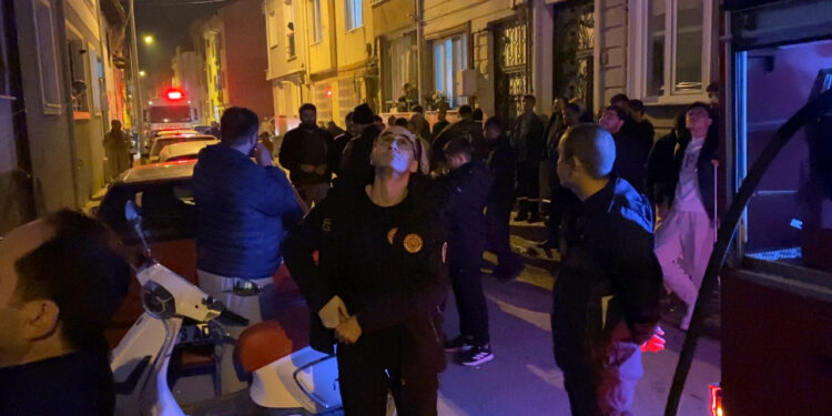 Çakmakla Oynayan Kardeşler Evi Yaktı