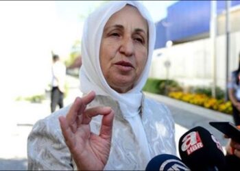 Cezaevinde rahatsızlanan Melek İpek hastaneye kaldırıldı