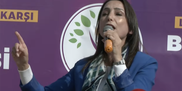 DEM Eş Genel Başkanı: “Kenan Evren yaşasaydı, ‘Bu iktidar bizden daha güzel darbe yaptı’ derdi!”
