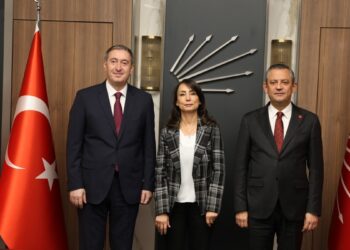 DEM Parti Eş Genel Başkanları ile Özel görüşmesi başladı