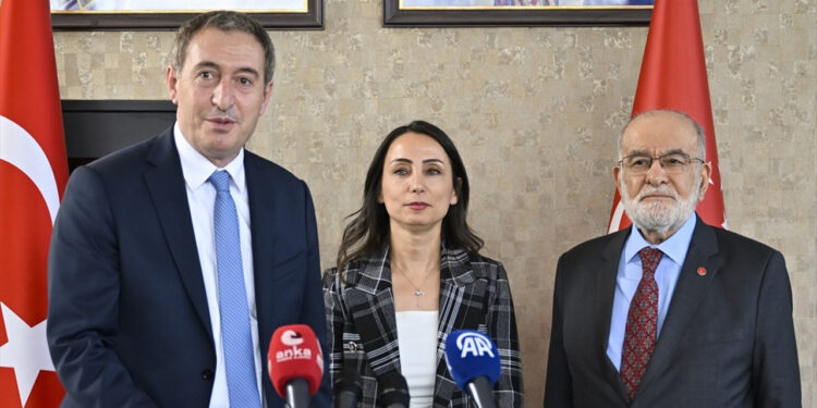 DEM Parti-Saadet Partisi Görüşmesi Ertelendi