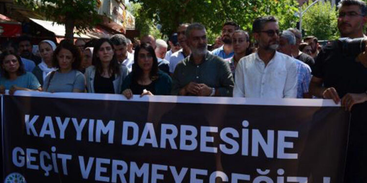 DEM Parti, üç belediyeye kayyım atayan İçişleri Bakanlığı’na dava açtı