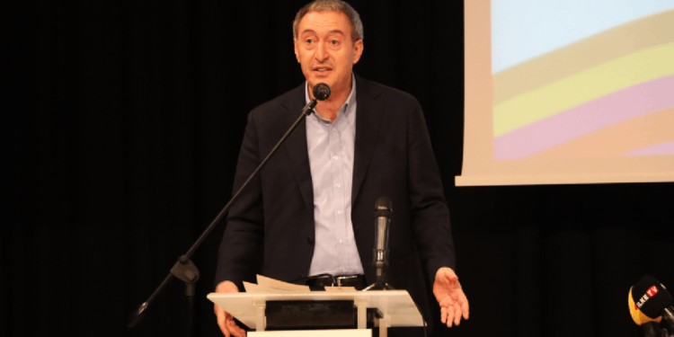 DEM Parti'den Ahmet Özer Yorumu: Bu Ne Perhiz Bu Ne Lahana Turşusu