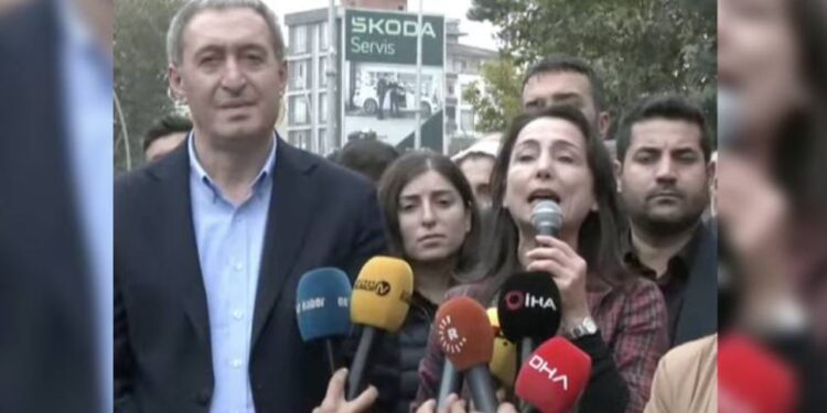 DEM Parti’den iktidara: Mesajı aldık, darbeye karşı halkın iradesi sokaklarda olacak!