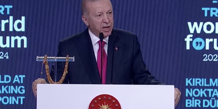 Erdoğan’a İsrail protestosu: “Azerbaycan petrolü neden İsrail’e gidiyor?”