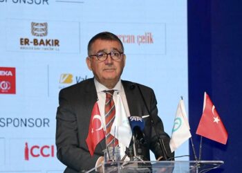 Erken faiz indirimi yakalanan başarıyı zedeler