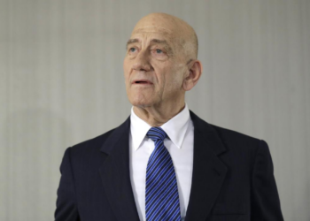 Eski İsrail Başbakanı Olmert Ateşkes Çağrısını Yeniledi: 'Gazze'yi Yok Ettik, Çekilmeliyiz'