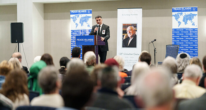 Farklı din mensupları, Fethullah Gülen Hocaefendi için bir araya geldi