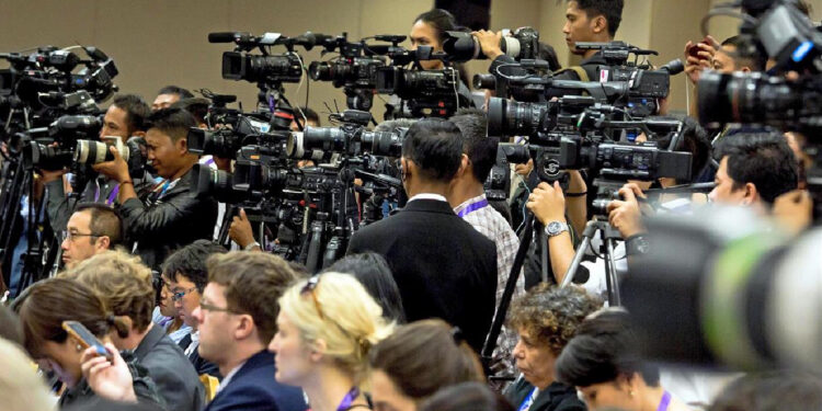 Gazetecilerin Haberlerine Telif Hakkı Geliyor