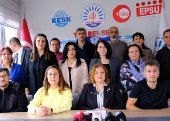 “Geçinemiyoruz” diyen memurlar sokağa çıkıyor