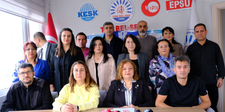 “Geçinemiyoruz” diyen memurlar sokağa çıkıyor