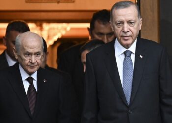 “Görüş ayrılığı” gölgesinde Bahçeli ve Erdoğan’dan sürpriz zirve!