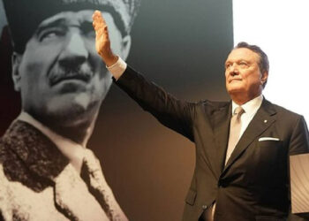 Hasan Arat'tan Beşiktaş'a Duygusal Veda: 'Gitmem Gerekiyordu, Gidiyorum'