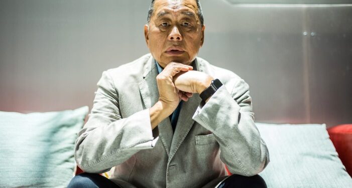 Hong Kong | 4 yıldır hücre hapsinde tutulan medya patronu: Gazetede en temel değerleri savunduk