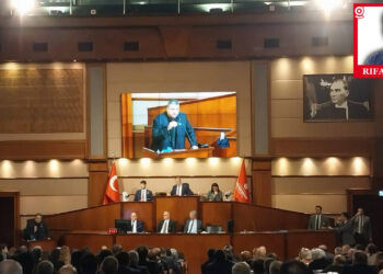 İBB’de Demokrasi Kavgası: Soru Önergesi Reddedilince Kavga Çıkardılar, Sonra Kayyımı Savundular