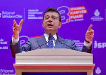 İmamoğlu’ndan soruşturma tepkisi: ”Vız gelir tırıs gider”