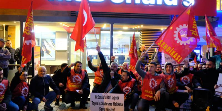 İşçileri sendikasız bırakmalarına izin vermeyeceğiz!