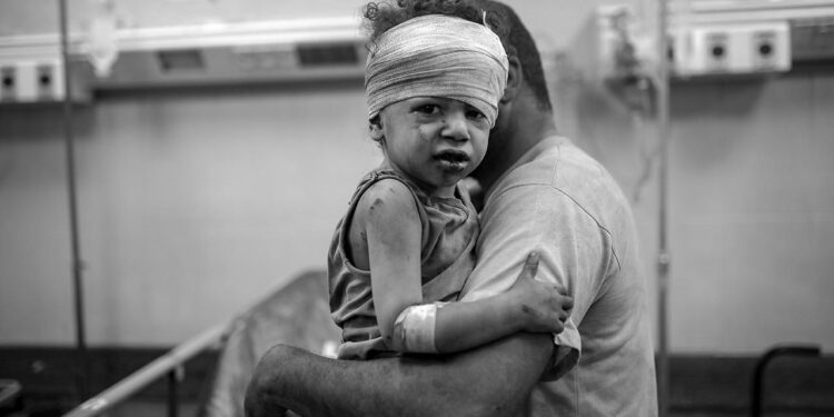 İsrail Gazze'deki Çocuk Sağlık Merkezini Bombaladı! En Az 3 Çocuk Yaralandı