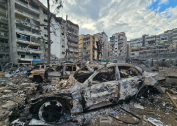 İsrail, Hizbullah’ın ateşkesi ihlal ettiği iddiasıyla Güney Lübnan’ı vurdu