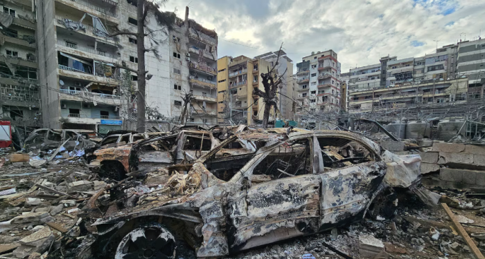 İsrail, Hizbullah’ın ateşkesi ihlal ettiği iddiasıyla Güney Lübnan’ı vurdu