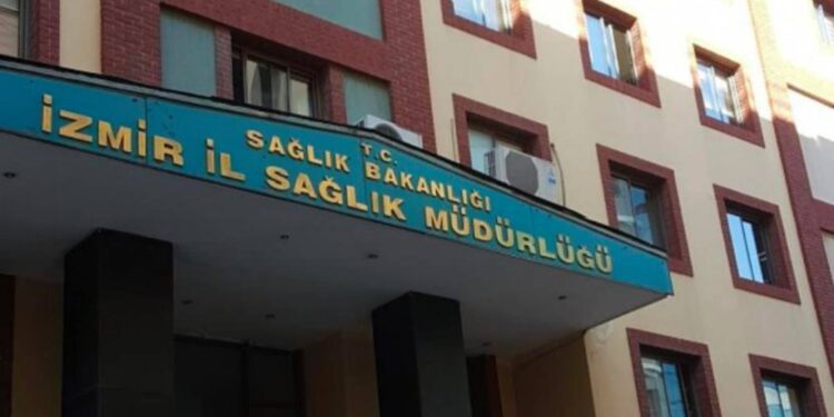 İzmir İl Sağlık Müdürlüğü'nden AIDS'ten ölen 13 yaşındaki çocuk hakkındaki "istismar" iddialarına cevap: İstismar bulgusuna rastlanmadı