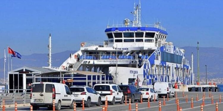 İzmir'de araba vapuru ücretlerine zam