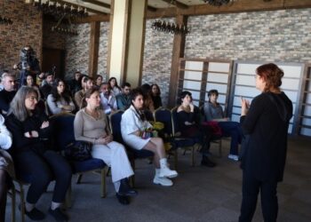 Karacabey: Kadınlar eril düzenin araçlarını kullanmamalı