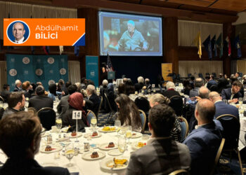 Karanlık çöldeki umut ışıkları