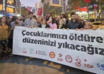 Katledilen 6 Yaşındaki Çocuk Halk Sokakta: Karanlığa Teslim Olmayacağız