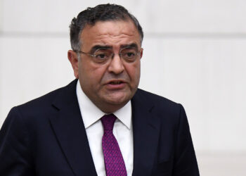 Kayyım kararları sonrası Sezgin Tanrıkulu’ndan Mehmet Şimşek ve Cevdet Yılmaz’a istifa çağrısı