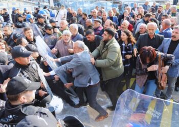 Kayyım protestoları nedeniyle 253 kişi gözaltına alındı, 33’ü tutuklandı
