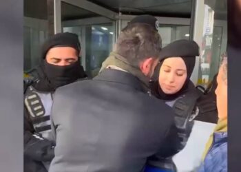 Kayyım yönetim, Esenyurt’ta ESPAŞ AŞ Yönetim Kurulu üyelerinin girişini polis barikatıyla engelledi!