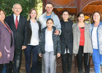 Kılıçdaroğlu Duruşmaya Ailesiyle Katılacak