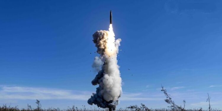 Kıtalararası balistik füze nedir?