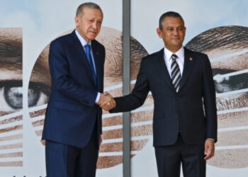 Koalisyon, İttifak, Anayasa... CHP Lideri Özgür Özel Hepsine Kapıyı Kapadı: 'Erdoğan'ın 22 Yıllık Yükünü Sırtıma Almam'