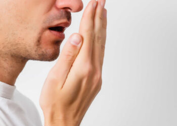 Kötü Ağız Kokusunun Nedeni Sandığınızdan Çok Başka Olabilir! Bu Belirtilere Dikkat