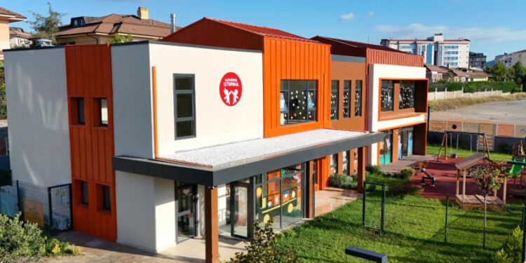 Kreş krizi büyüyor, bakanlıktan yeni açıklama: “Var olanları kapatın, yenisini açmayın!”