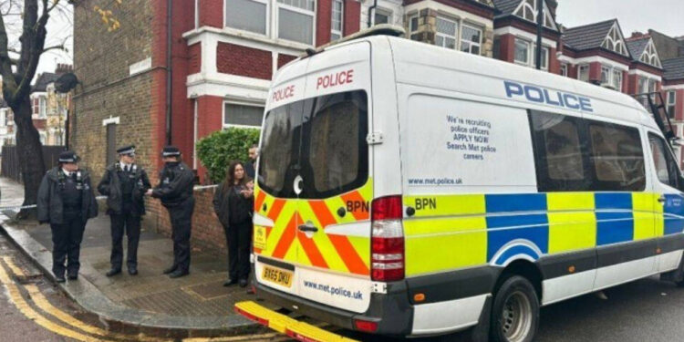 Londra'da Kürt Toplum Merkezi'ne Polis Baskını: 6 Gözaltı