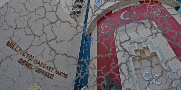 MHP'de 3 Milletvekilinin İstifası İstendi