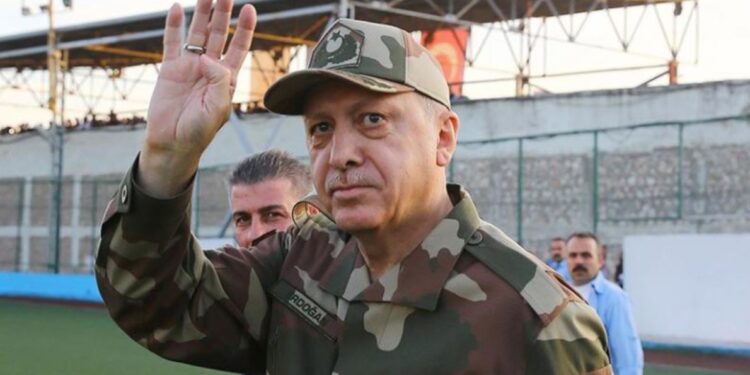 “Maşa kullanmasın Teğmenleri Erdoğan ihraç etsin, cezalandıran da aşikar olsun”