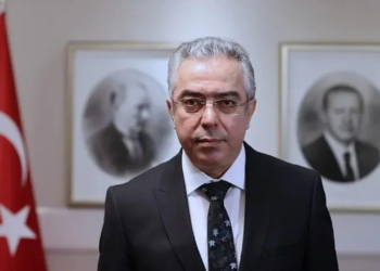 Mehmet Uçum'dan Esenyurt Paylaşımı: 'Kimsenin Hakkı da Haddi de Değildir'