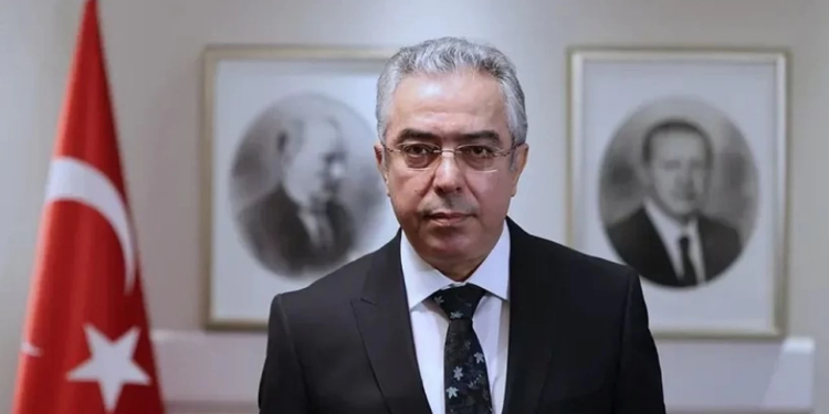 Mehmet Uçum'dan Esenyurt Paylaşımı: 'Kimsenin Hakkı da Haddi de Değildir'
