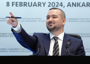 Merkez Bankası Başkanı Karahan'dan Enflasyon Mesajı: 'Sıkış Duruş Sürecek'