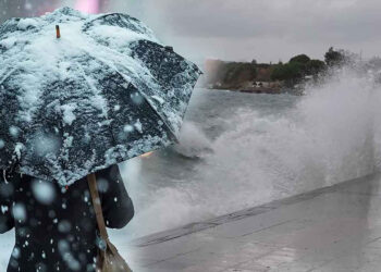 Meteoroloji O İlleri Uyardı... Lapa Lapa Kar Geliyor!