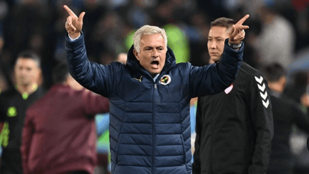 Mourinho Ateş Püskürmeye Devam Ediyor! Bir Paylaşım Daha