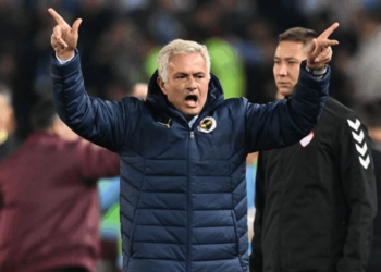 Mourinho Ateş Püskürmeye Devam Ediyor! Bir Paylaşım Daha