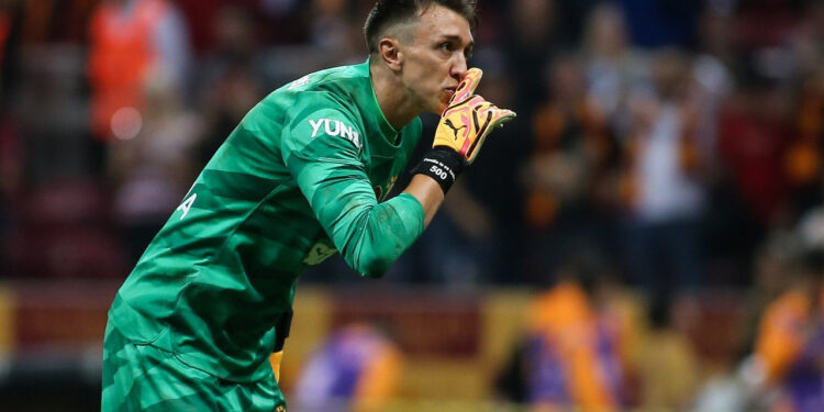 Muslera Kesin Kararını Verdi! Galatasaray'da Bir Devrin Sonu...