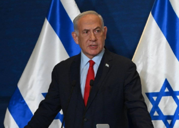 Netanyahu'nun Özel Konutuna İşaret Fişeği Atıldı