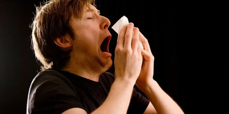 Öksürük ve Hapşırık Deyip Geçmeyin! 'Grip Oldum' Sandı, Hastaneye Gidince Dehşete Düştü